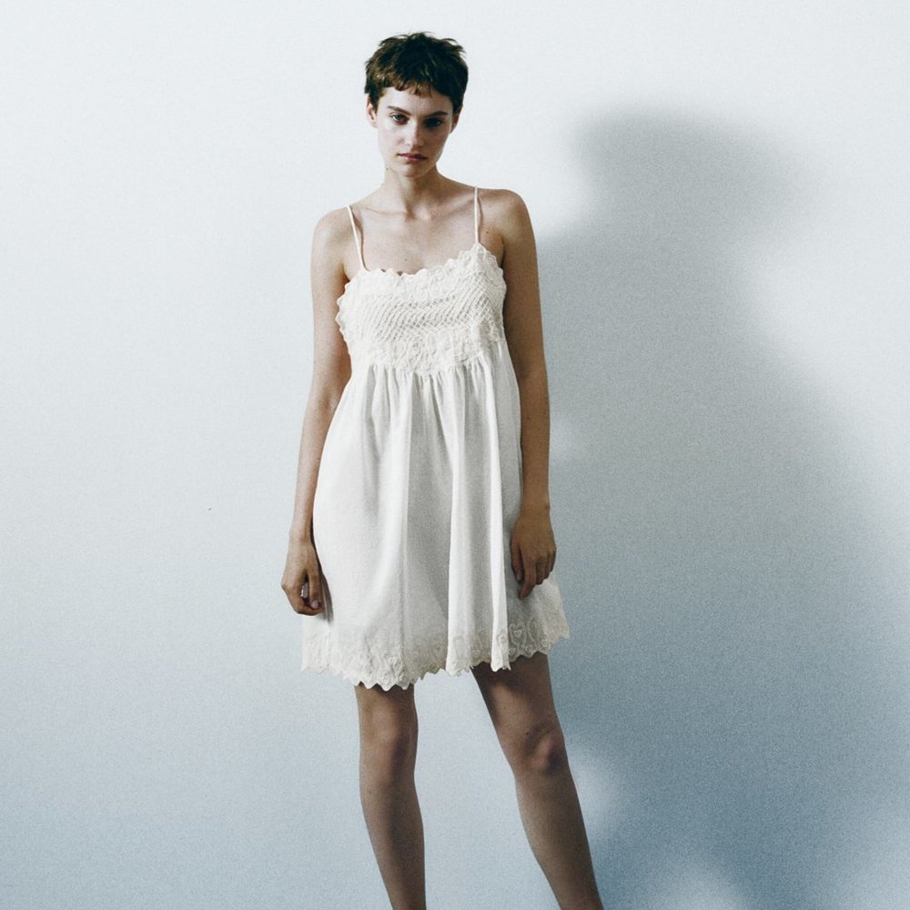 ZARA EMBROIDERED COTTON DRESS in OYSTER WHITE Size S